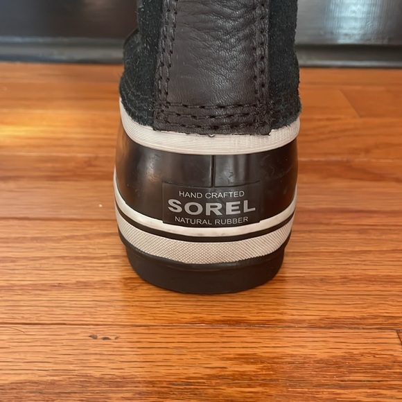 NWT Sorel Black Fur-Lined Winter Boots - Picture 2 of 7